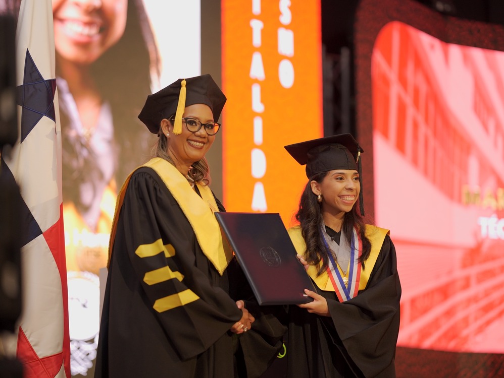 Imagen Ceremonia de Graduación del ITSE: 144 estudiantes listos para impulsar el Futuro de Panamá