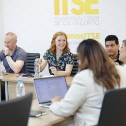 ITSE fortalece su proyección internacional con visita de delegación de Edinburgh College de Escocia