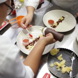 Talento culinario del ITSE conquista el primer lugar en el Concurso Gastronómico YOCUTA & NJB Challenge