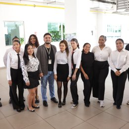 Estudiantes del ITSE recrean la experiencia de un lobby hotelero para fortalecer sus competencias profesionales